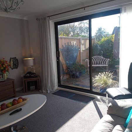Ludlow Mews Town House With Free Parking ภายนอก รูปภาพ