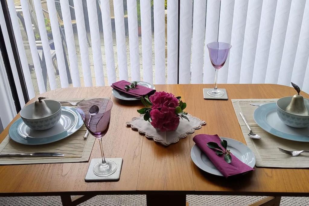 Ludlow Mews Town House With Free Parking ภายนอก รูปภาพ