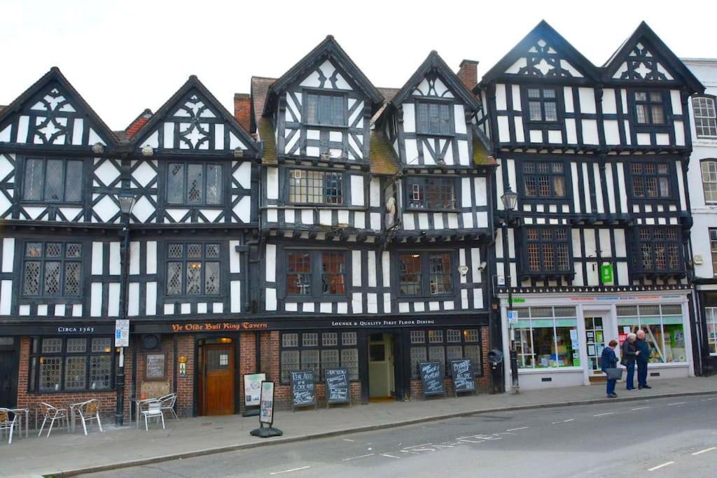 Ludlow Mews Town House With Free Parking ภายนอก รูปภาพ