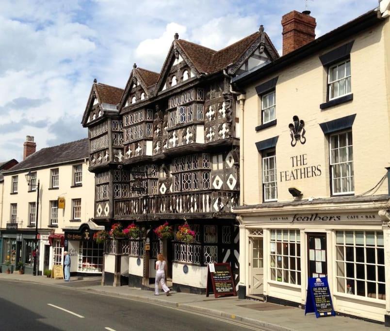 Ludlow Mews Town House With Free Parking ภายนอก รูปภาพ